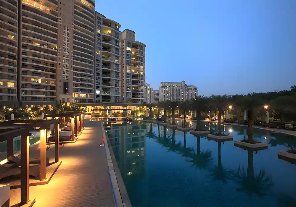 DLF Magnolias 2 Golf Course Road